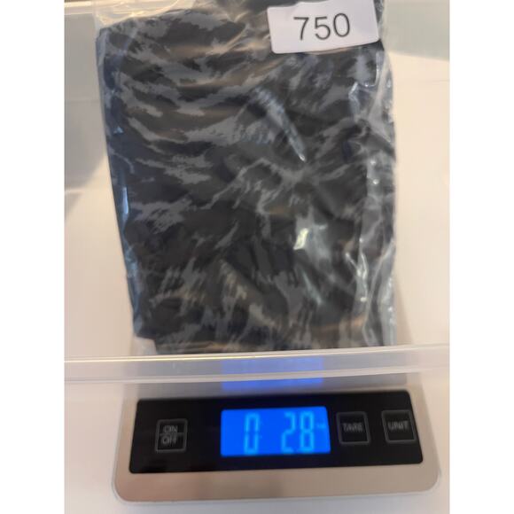 NWT Nike Girls One Woven High-Waisted Shorts Black Gray - Size Girl's Medium - Picture 5 of 5